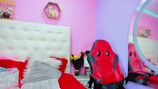 Snapshot of Alexandra-Sexx chatting on 02-21-25, 09:22 Alexandra-Sexx online show from 02-21-25, 09:22