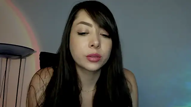 Snapshot of Mila__Paramo chatting on 03-08-25, 12:55 Mila Paramo online show from 03-08-25, 12:55