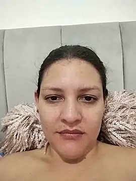 Mia Hampton online show from 06-12-26, 06:49