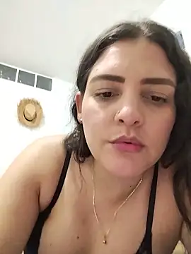 Snapshot of Mia_Hampton chatting on 05-30-26, 08:03 Mia Hampton online show from 05-30-26, 08:03