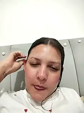 Mia Hampton online show from 04-02-26, 08:59