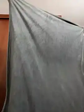 Mia Hampton online show from 03-10-25, 08:45