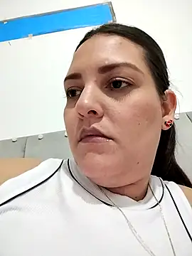 Mia Hampton online show from 01-12-26, 11:42