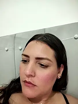 Mia Hampton online show from 04-23-26, 11:17