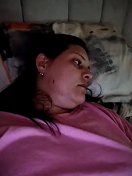 Mia Hampton online show from 09-13-25, 04:07