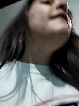 Mia Hampton online show from 12-23-25, 03:28