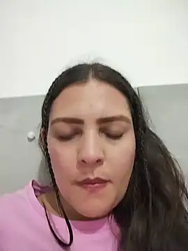 Mia Hampton online show from 07-17-26, 11:35