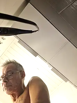 Snapshot of DarrenSullivanSlut chatting on 02-10-25, 11:46 DarrenSullivanSlut online show from 02-10-25, 11:46