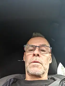 Snapshot of DarrenSullivanSlut chatting on 10-16-25, 09:50 DarrenSullivanSlut online show from 10-16-25, 09:50