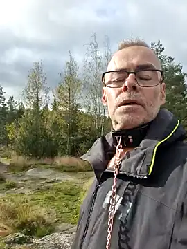 Snapshot of DarrenSullivanSlut chatting on 09-23-25, 07:37 DarrenSullivanSlut online show from 09-23-25, 07:37