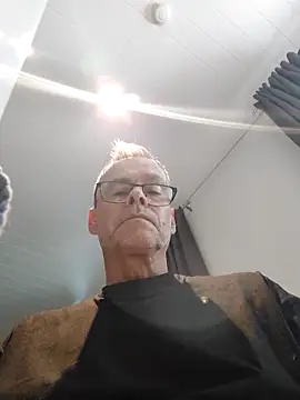 Snapshot of DarrenSullivanSlut chatting on 02-24-25, 12:59 DarrenSullivanSlut online show from 02-24-25, 12:59