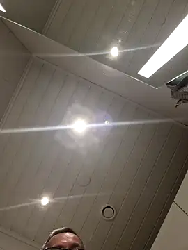 Snapshot of DarrenSullivanSlut chatting on 12-12-24, 10:24 DarrenSullivanSlut online show from 12-12-24, 10:24