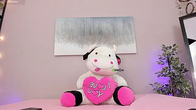 Briana Wells  online show from 10-09-25, 01:33