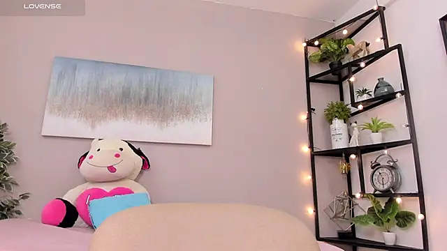 Briana Wells  online show from 03-31-26, 12:40