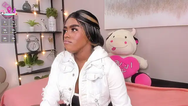 Briana Wells  online show from 12-15-25, 12:44