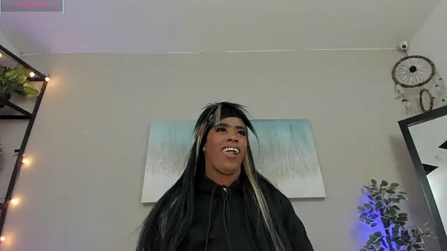 Briana Wells  online show from 02-03-26, 12:32