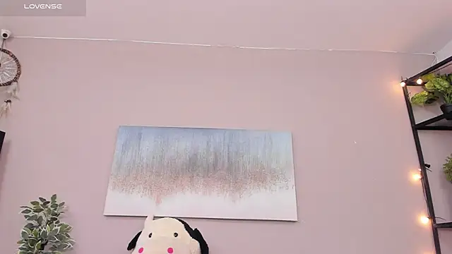 Briana Wells  online show from 03-05-26, 12:35