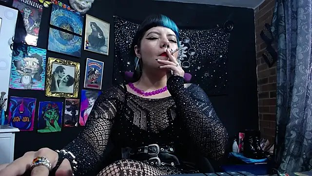 Yourmadame P online show from 02-11-25, 05:50