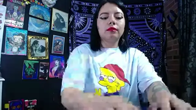 Yourmadame P online show from 11-13-25, 12:25