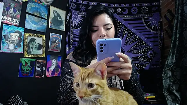 Yourmadame P online show from 04-23-26, 04:08