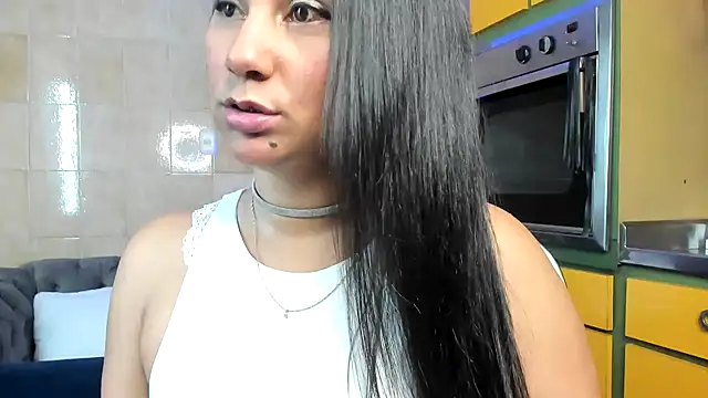 Snapshot of Leticia_goddes chatting on 03-17-25, 01:08 Leticia goddes online show from 03-17-25, 01:08