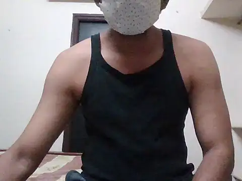 Snapshot of hydhunk29 chatting on 10-25-25, 10:58 hydhunk29 online show from 10-25-25, 10:58