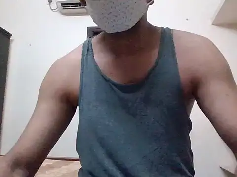 Snapshot of hydhunk29 chatting on 09-26-25, 07:04 hydhunk29 online show from 09-26-25, 07:04