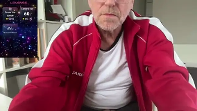 Snapshot of drefman chatting on 02-20-26, 11:23 drefman online show from 02-20-26, 11:23