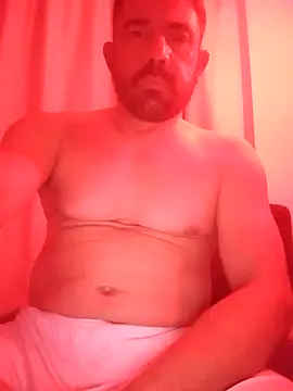 Snapshot of George21ek chatting on 10-18-25, 08:33 George21ek online show from 10-18-25, 08:33