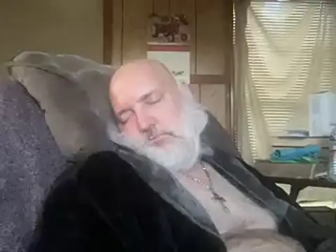 Snapshot of 44jon44 chatting on 12-21-24, 02:26 44jon44 online show from 12-21-24, 02:26