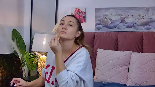 Snapshot of NicolLopeze chatting on 12-20-24, 10:27 NicolLopeze online show from 12-20-24, 10:27