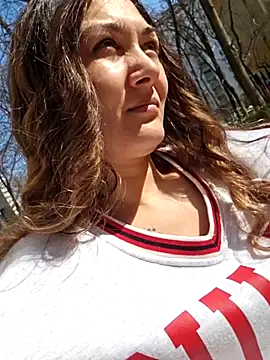 Snapshot of NicolLopeze chatting on 03-10-25, 11:23 NicolLopeze online show from 03-10-25, 11:23