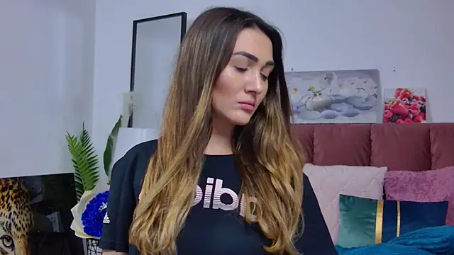 Snapshot of NicolLopeze chatting on 03-03-25, 04:15 NicolLopeze online show from 03-03-25, 04:15