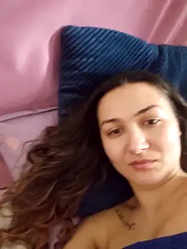 Snapshot of NicolLopeze chatting on 03-11-25, 09:02 NicolLopeze online show from 03-11-25, 09:02