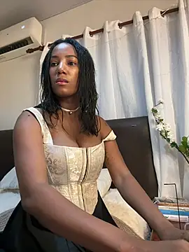Snapshot of Isabella2603 chatting on 03-14-25, 11:00 Isabella2603 online show from 03-14-25, 11:00