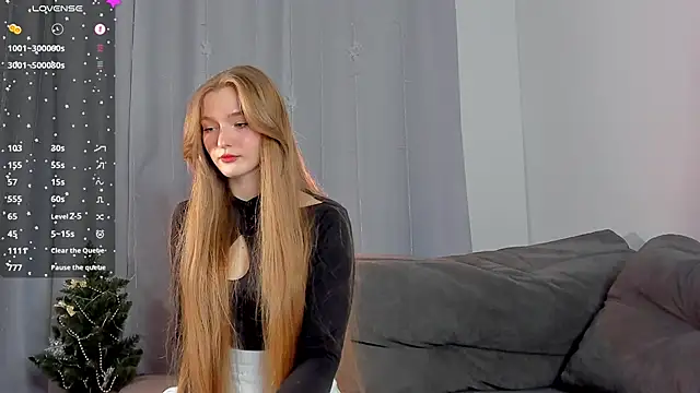 Snapshot of Barbie-Doll- chatting on 01-26-25, 09:40 Barbie-Doll- online show from 01-26-25, 09:40