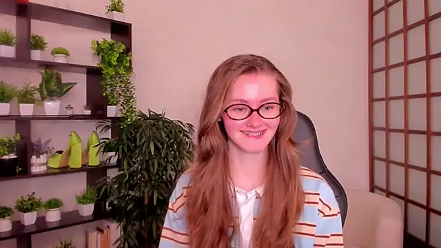 KateCuddle online show from 09-18-25, 02:25