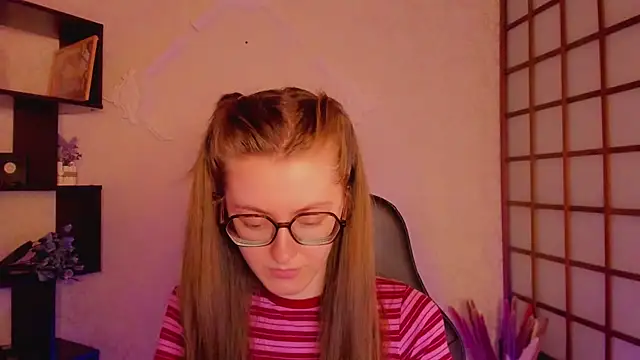 KateCuddle online show from 02-25-25, 05:08