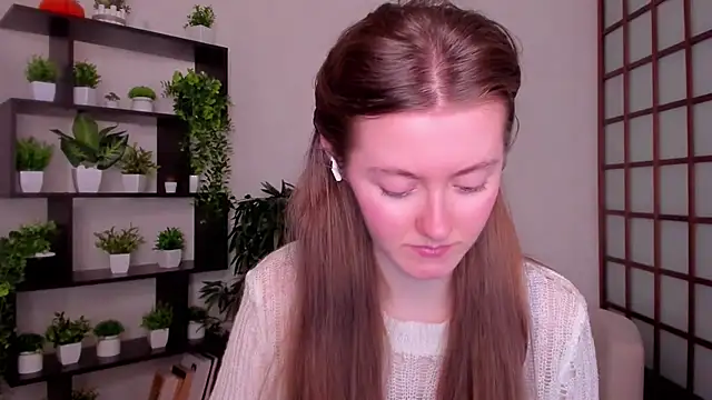 KateCuddle online show from 10-10-25, 02:34