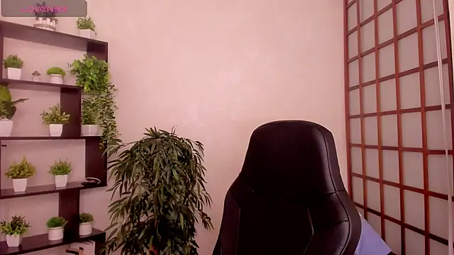 KateCuddle online show from 05-28-26, 02:19