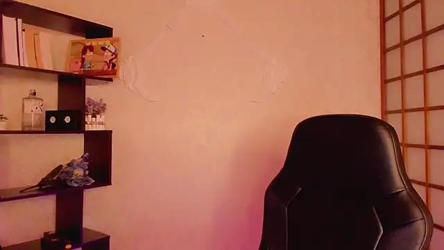 KateCuddle online show from 02-10-25, 05:14