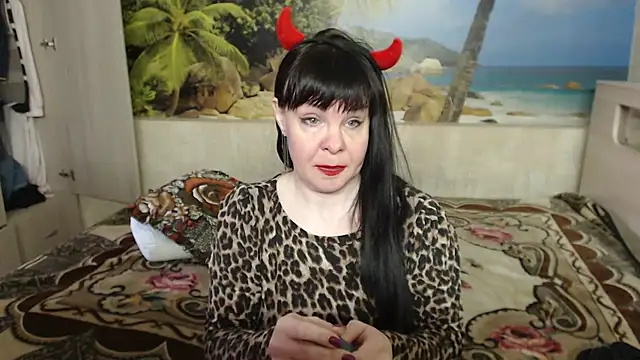 Snapshot of Aphelandra chatting on 02-24-25, 07:33 Aphelandra online show from 02-24-25, 07:33