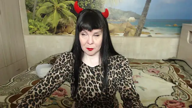 Snapshot of Aphelandra chatting on 02-16-25, 11:16 Aphelandra online show from 02-16-25, 11:16