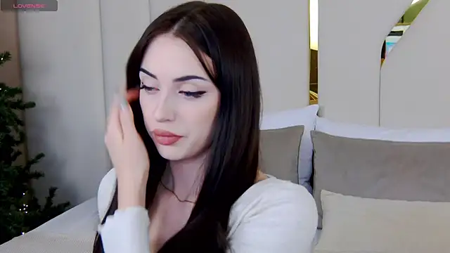 Betty Bridge online show from 12-03-25, 05:52