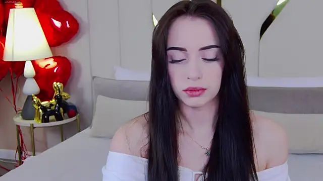 Betty Bridge online show from 02-09-26, 05:27