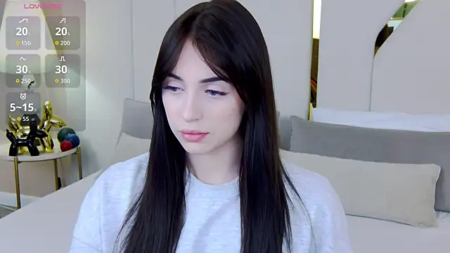 Betty Bridge online show from 11-25-25, 05:41