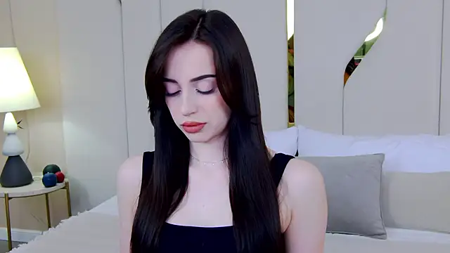 Betty Bridge online show from 03-25-26, 02:23