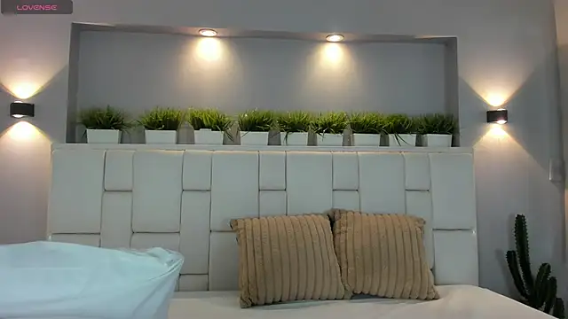 ValeriaGarcia online show from 02-14-26, 12:05