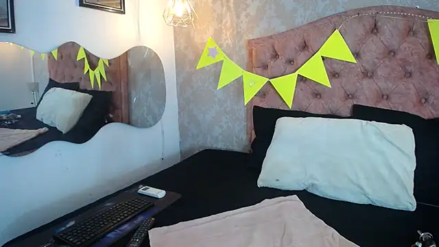 SHARICK GRECO online show from 09-25-25, 12:11