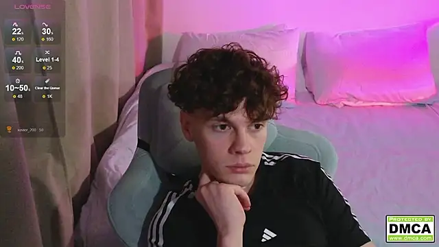 cute thomas online show from 03-09-26, 07:28